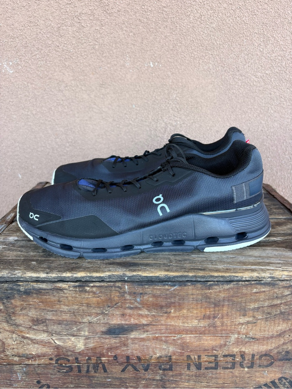 On Running Cloudnova Men’s Running Shoe